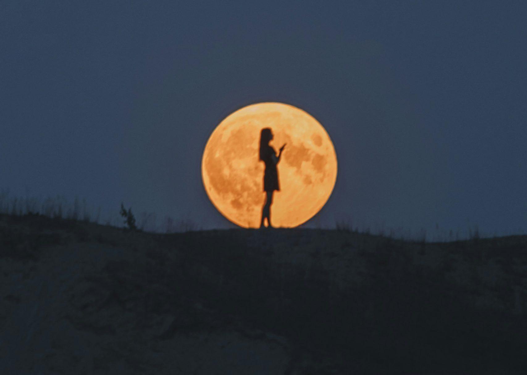full-moon-451605_1280